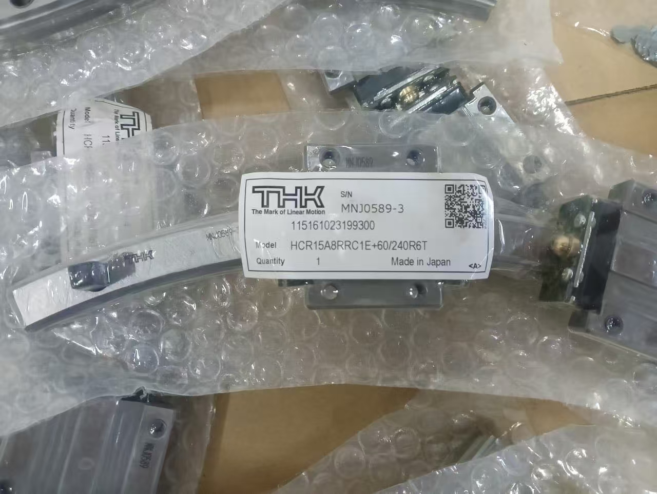THK  HCR15A8RRC1E+60/240R6T