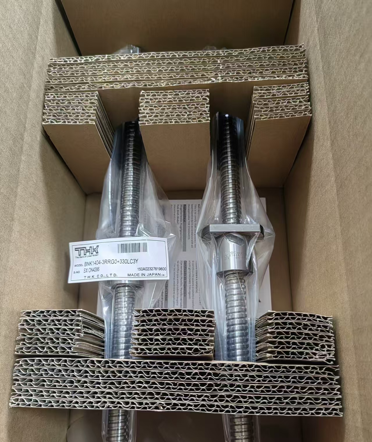 THK   BNK1404-3RRG0+330LC3Y