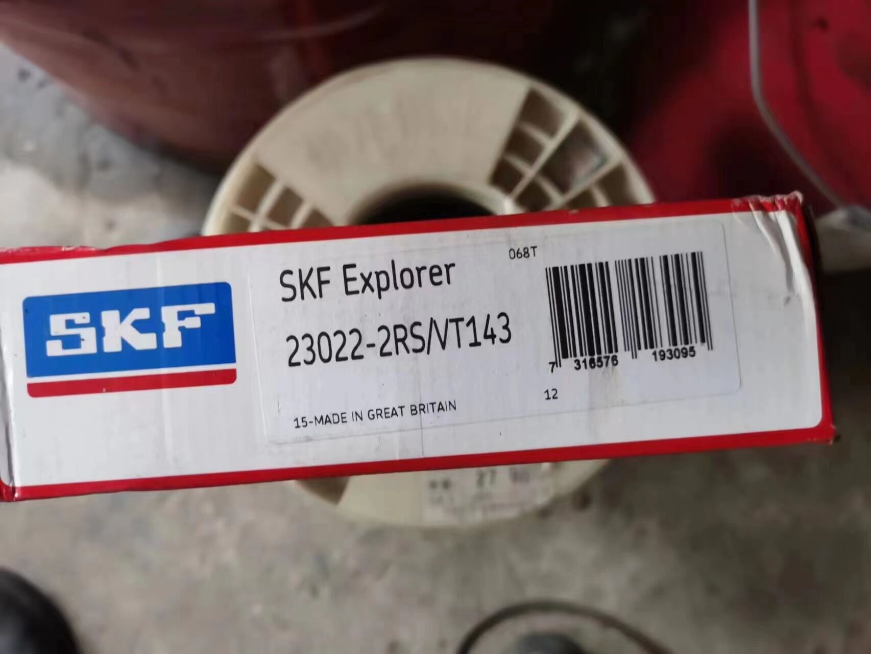 SKF 23022-2RS/VT143